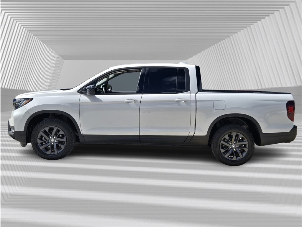 2025 Honda Ridgeline Sport photo 2