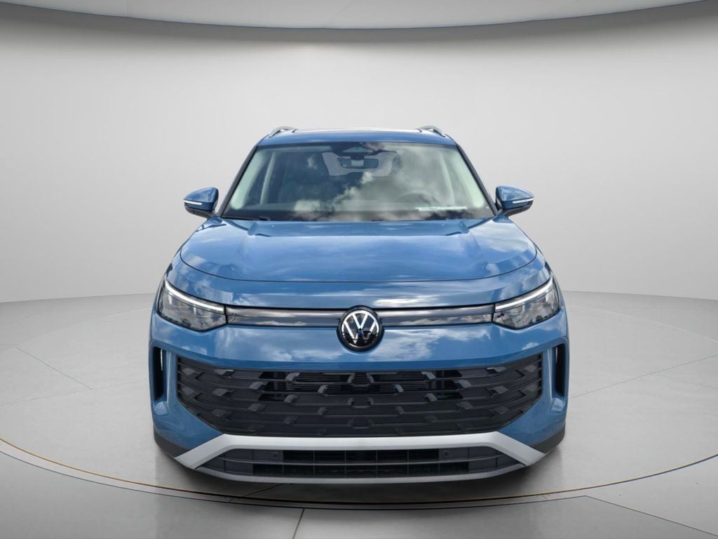 New 2026 Volkswagen Tiguan 2.0T SE SUV