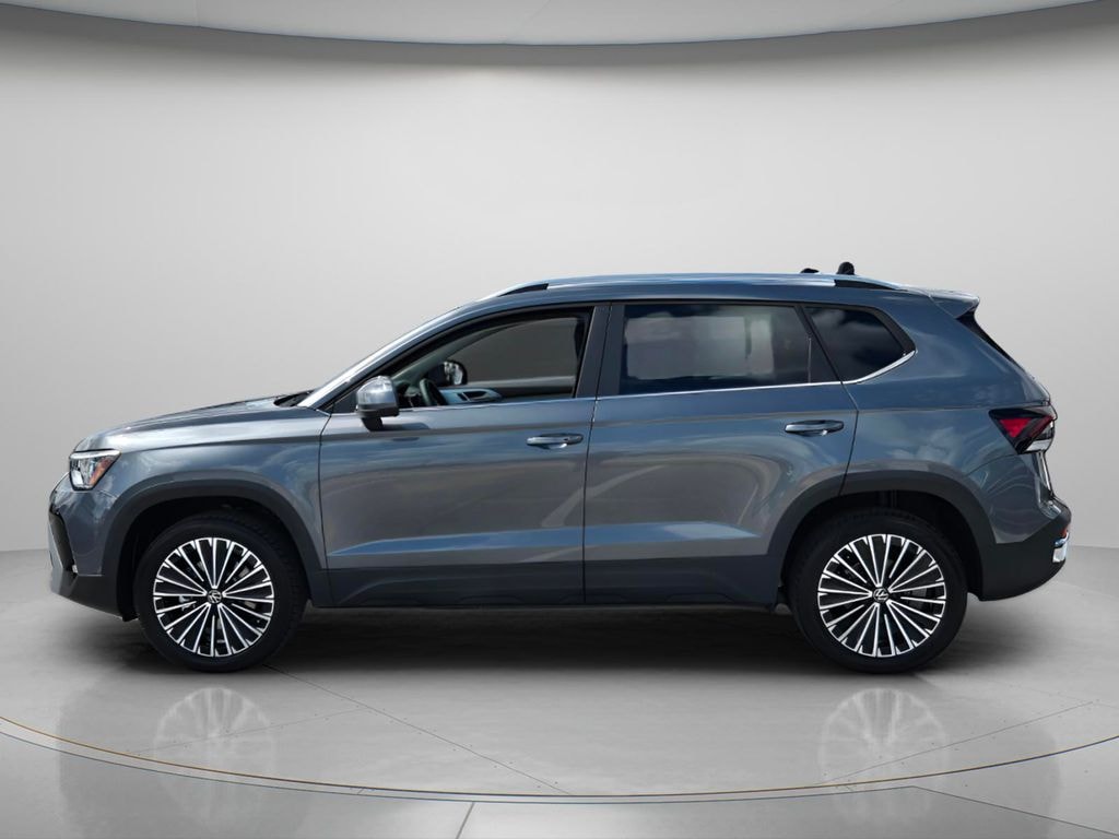 New 2026 Volkswagen Taos 1.5T SE SUV