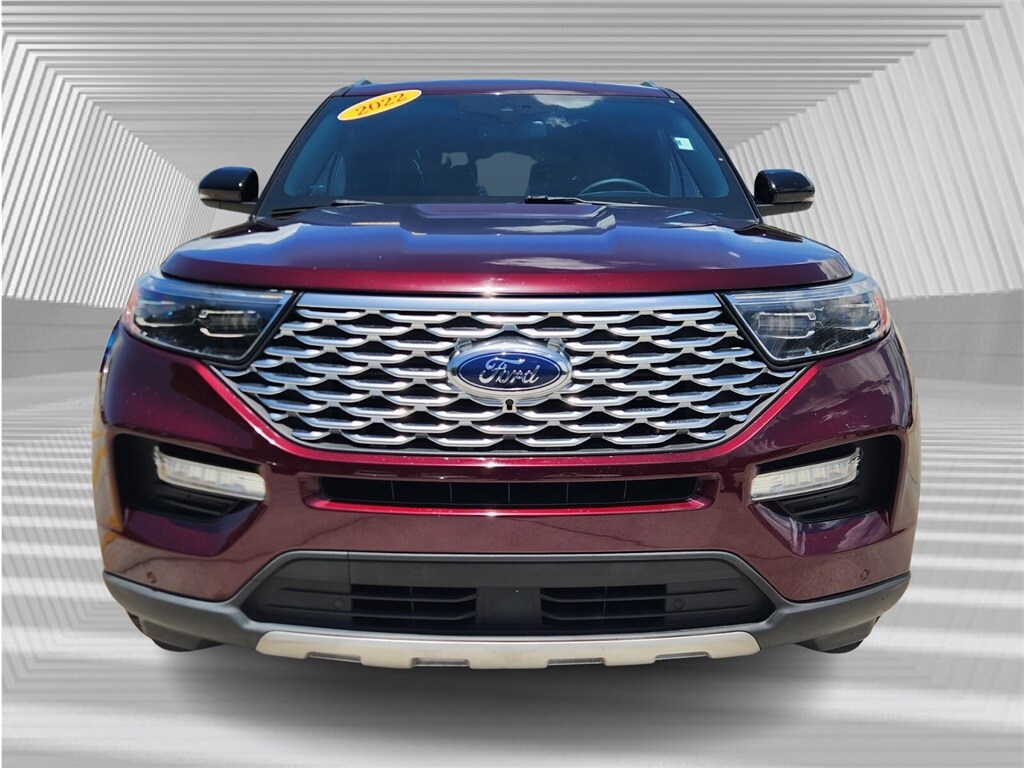 2022 Ford Explorer Platinum photo 4