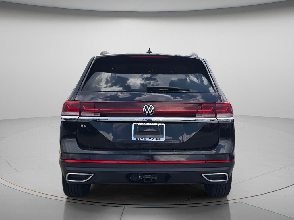 New 2026 Volkswagen Atlas SE w/Technology SUV
