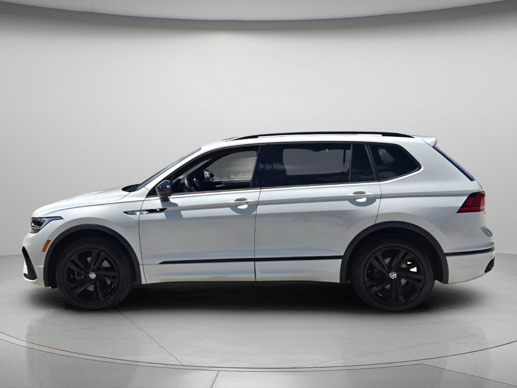 Certified 2023 Volkswagen Tiguan 2.0T SE R-Line Black SUV