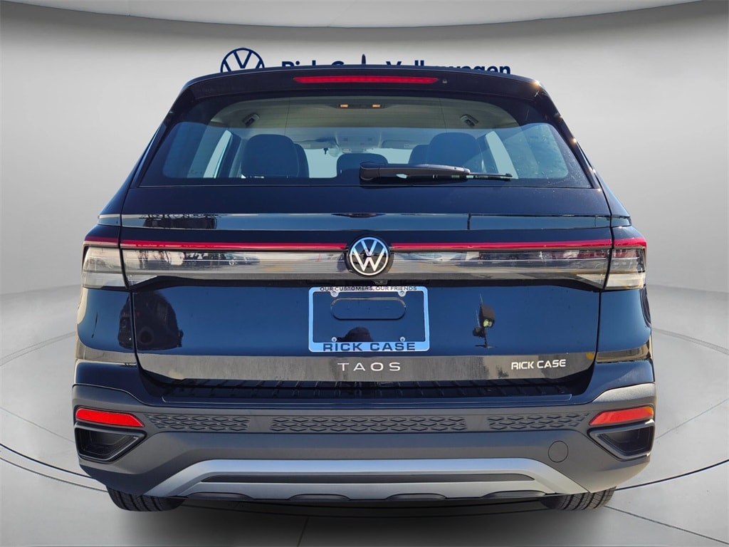 New 2026 Volkswagen Taos 1.5T S SUV