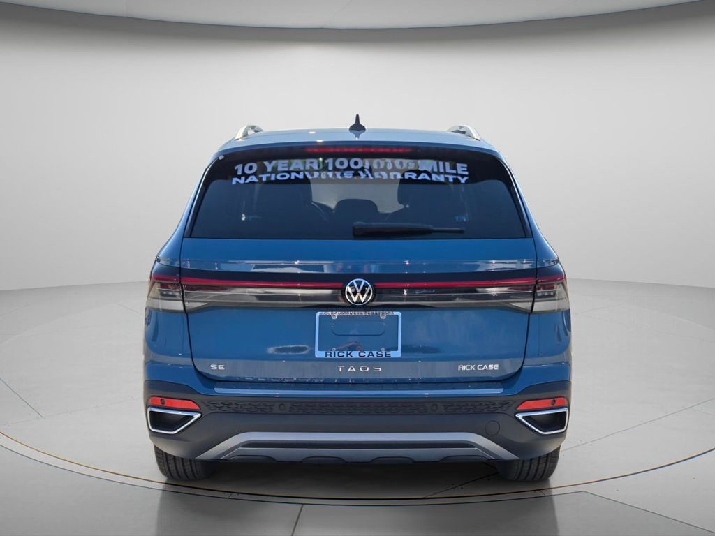 New 2026 Volkswagen Taos 1.5T SE SUV