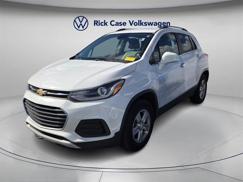 2019 Chevrolet Trax LT photo 3