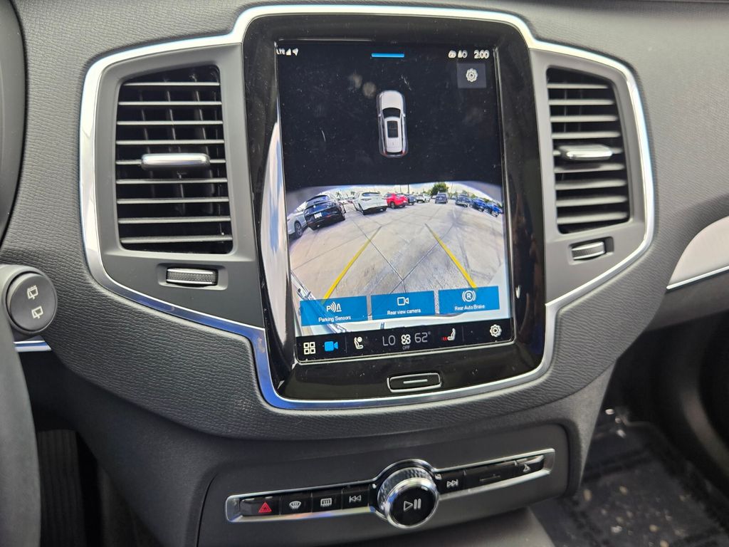 2024 Volvo XC90 Core - Photo 24