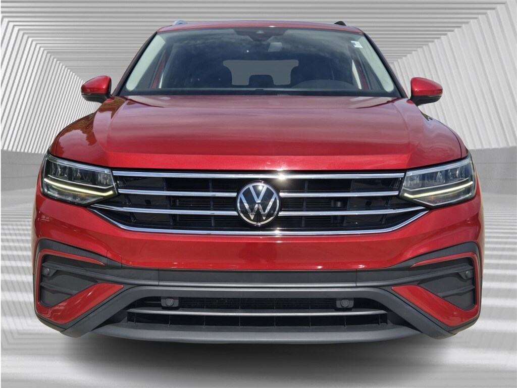 2022 Volkswagen Tiguan SE photo 3