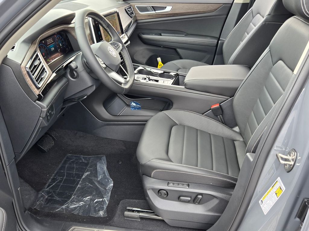 2026 Volkswagen Atlas SEL - Photo 6