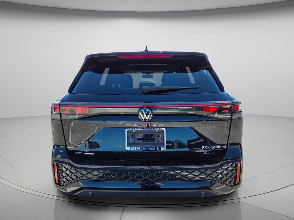 New 2026 Volkswagen Tiguan 2.0T SEL R-Line Turbo SUV