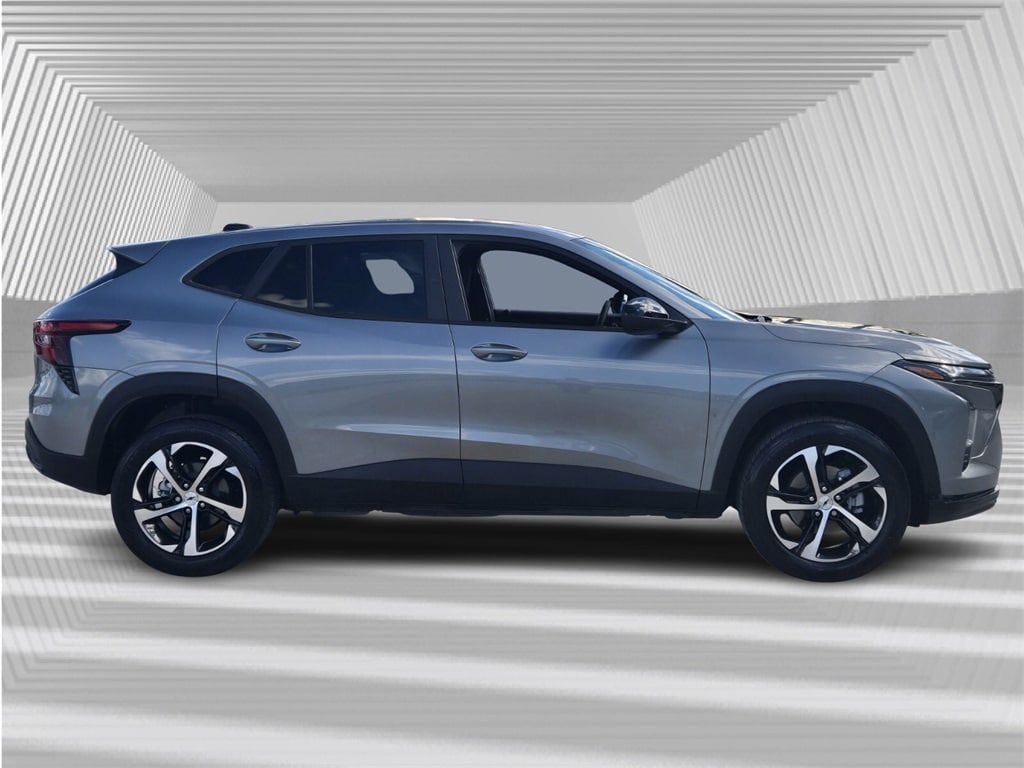 Used 2024 Chevrolet Trax 1RS SUV