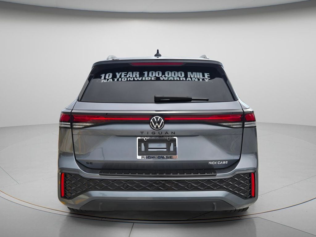 New 2026 Volkswagen Tiguan SE R-Line Black SUV