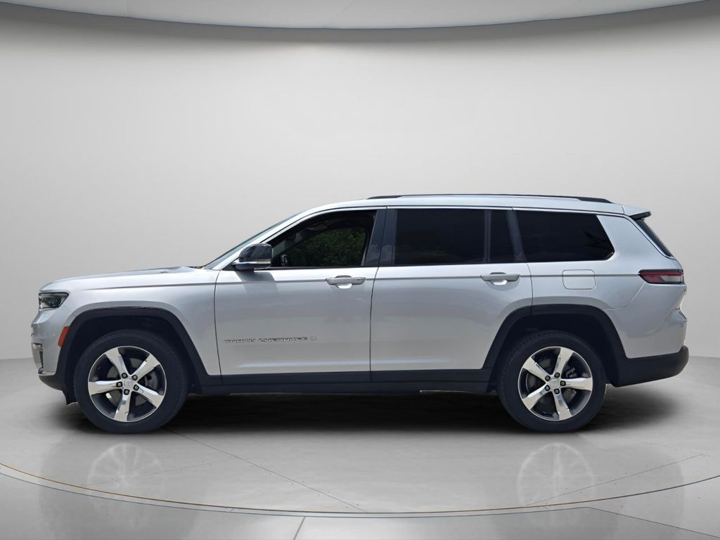 Used 2022 Jeep New Grand Cherokee Limited SUV