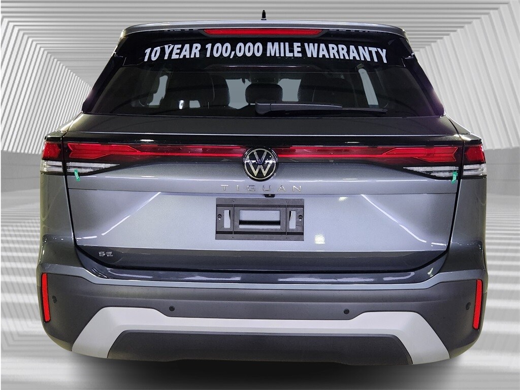 2025 Volkswagen Tiguan SE photo 4