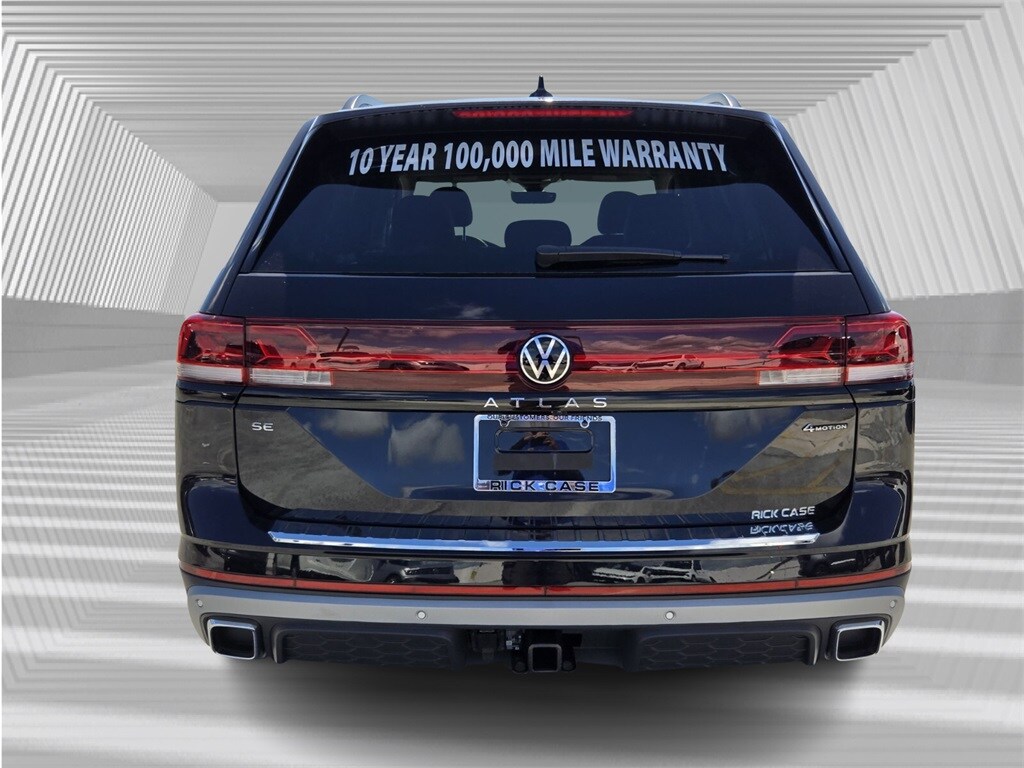 2026 Volkswagen Atlas Peak Edition SE photo 4