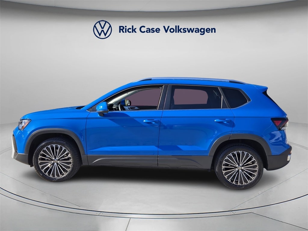 Certified 2025 Volkswagen Taos 1.5T SE SUV