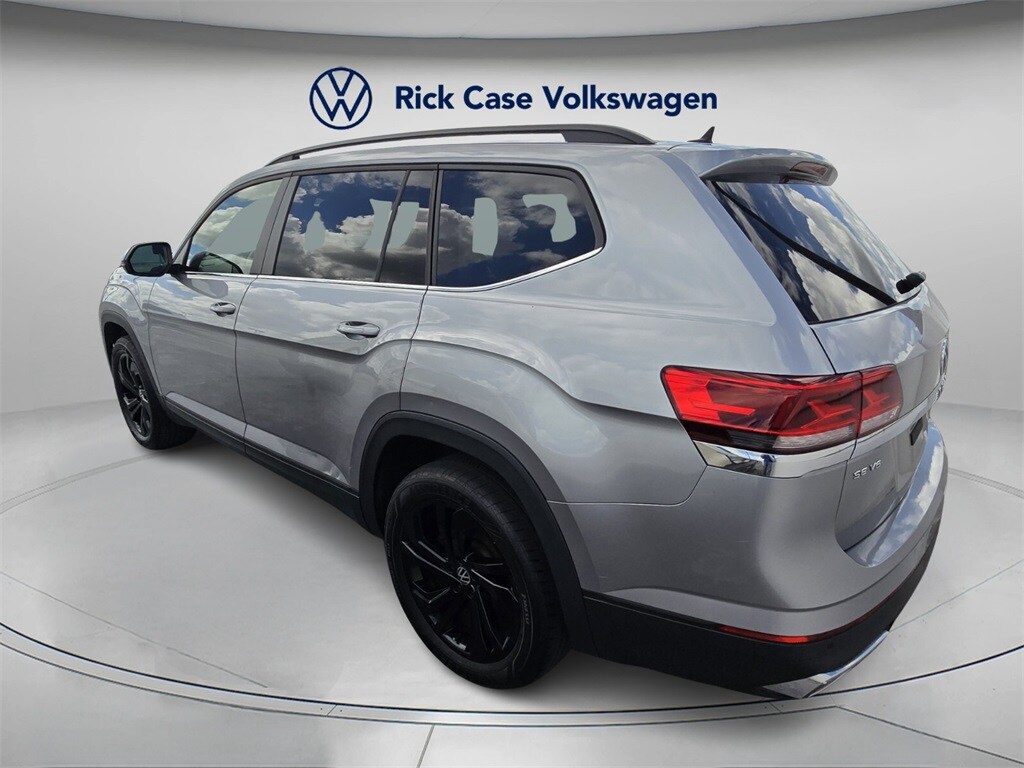 2022 Volkswagen Atlas V6 SE Technology photo 2
