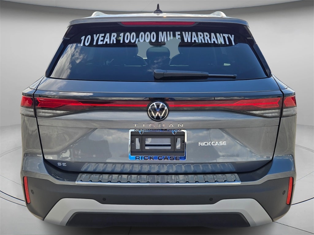 New 2026 Volkswagen Tiguan 2.0T SE SUV