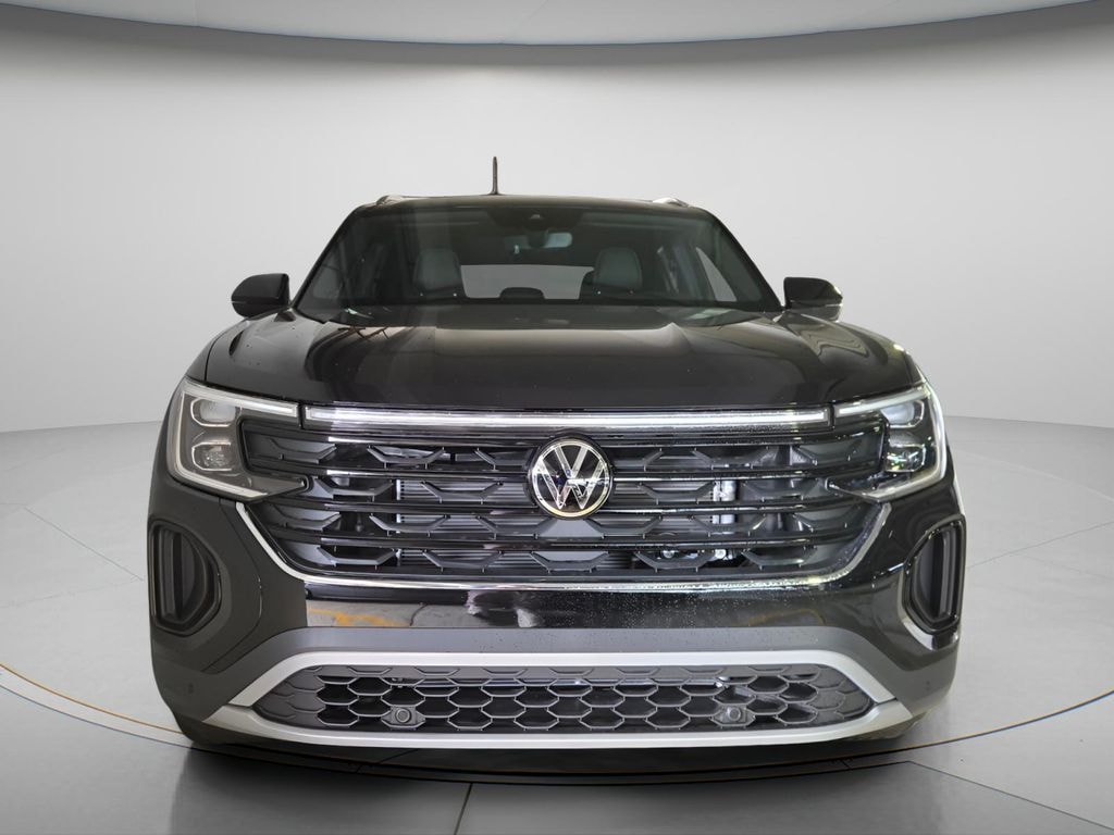 New 2026 Volkswagen Atlas Cross Sport SE w/Technology SUV