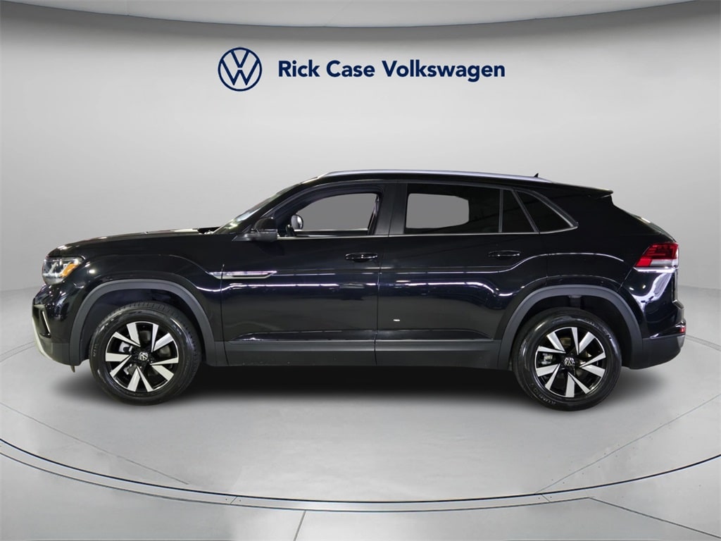 Certified 2022 Volkswagen Atlas Cross Sport 2.0T SE SUV