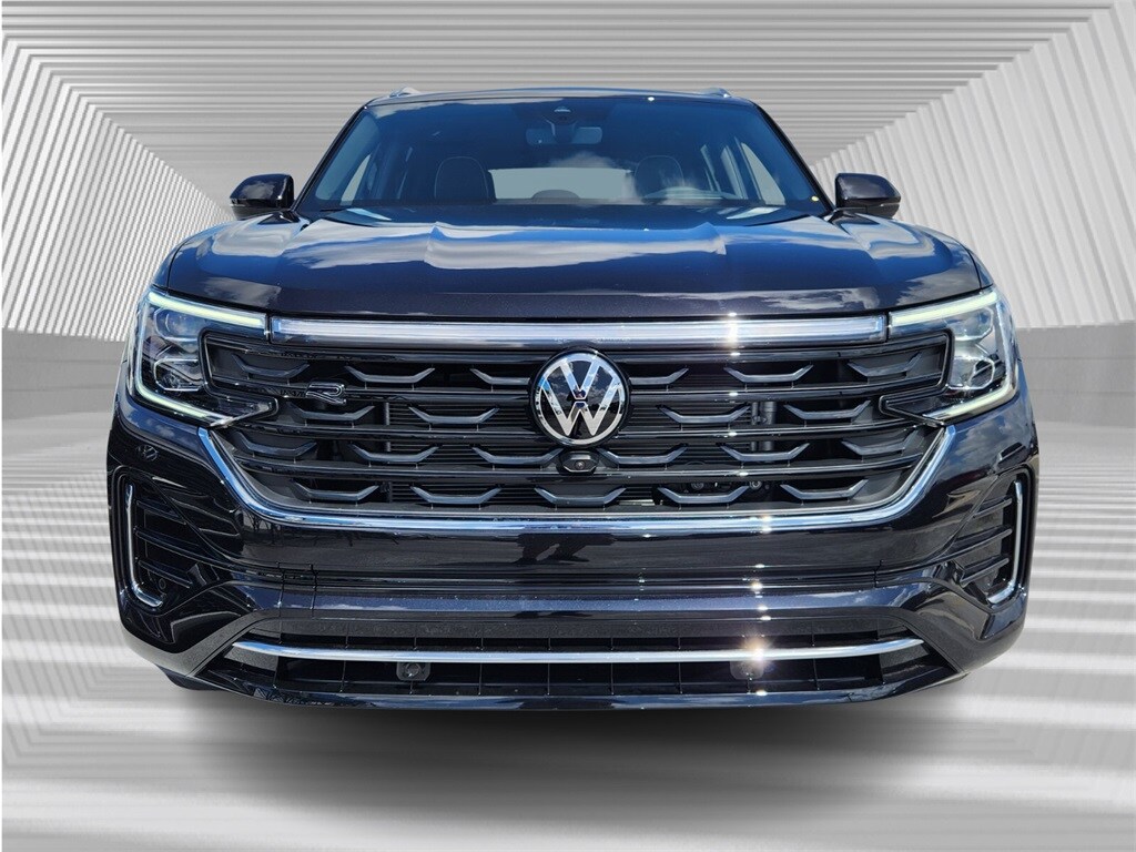 2025 Volkswagen Atlas Cross Sport SEL Premium R-Line photo 3