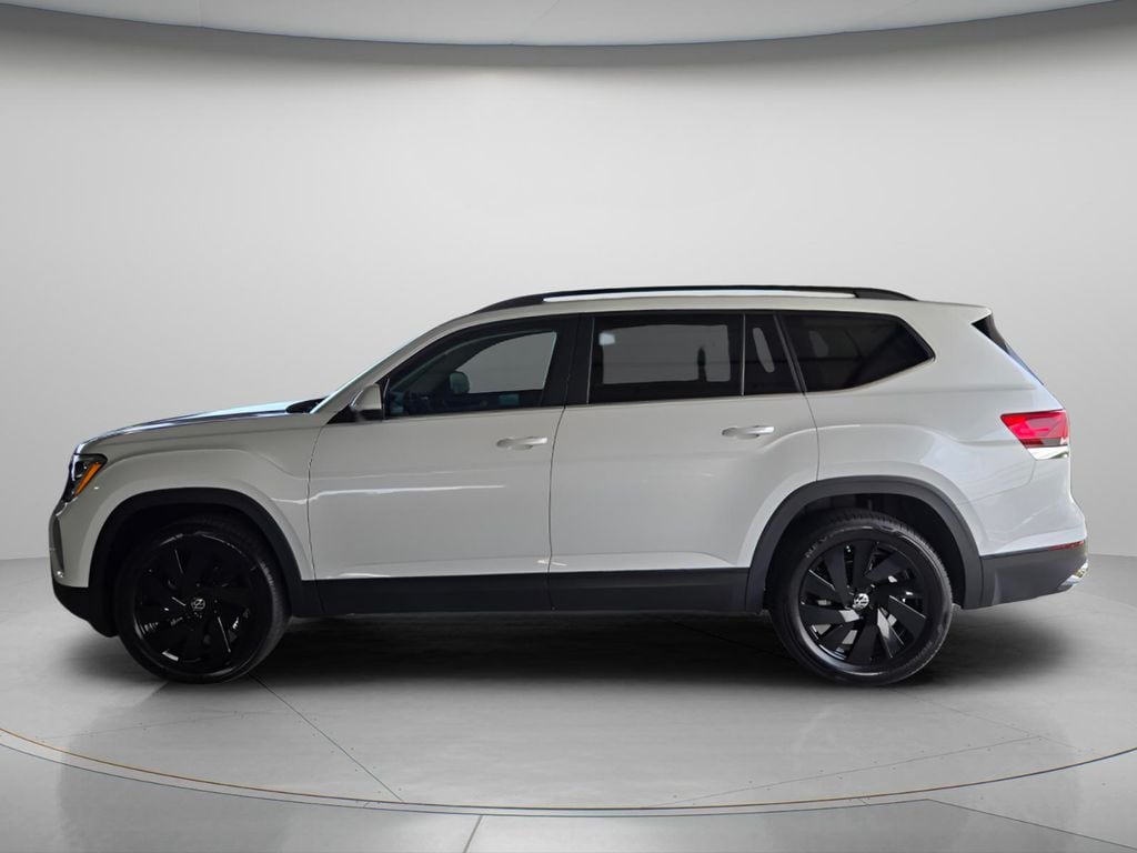 New 2026 Volkswagen Atlas SE w/Technology SUV