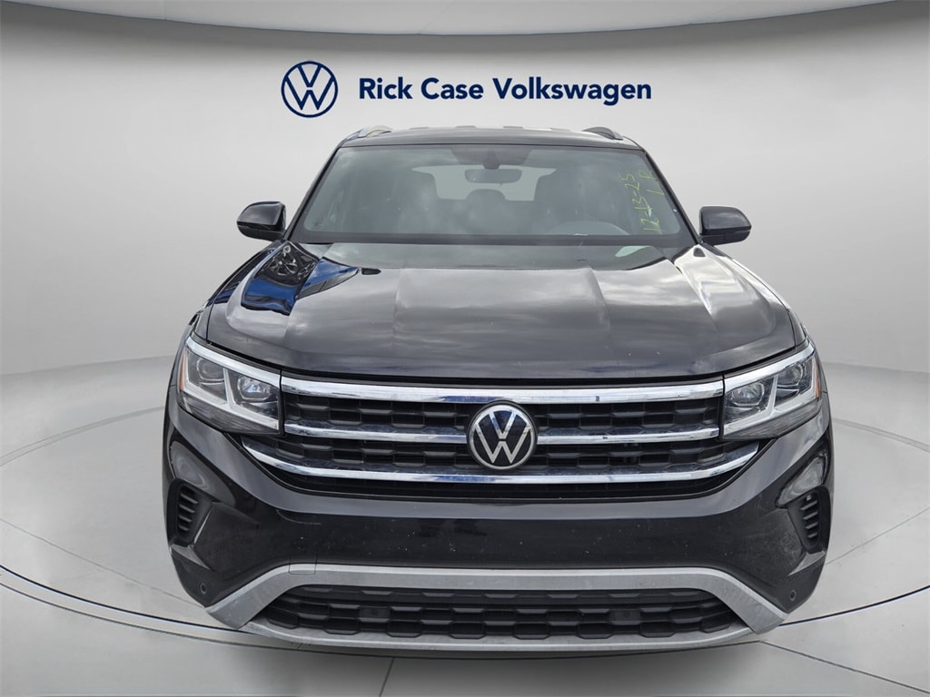 Used 2022 Volkswagen Atlas Cross Sport 3.6L V6 SE w/Technology SUV