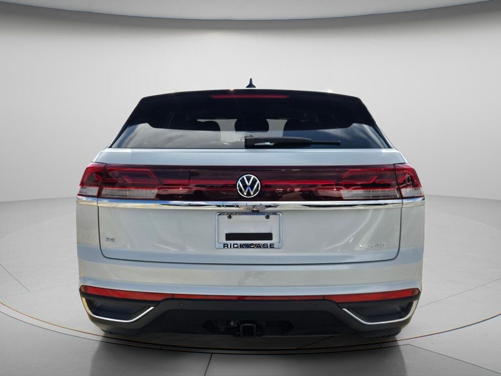New 2026 Volkswagen Atlas Cross Sport SE w/Technology SUV