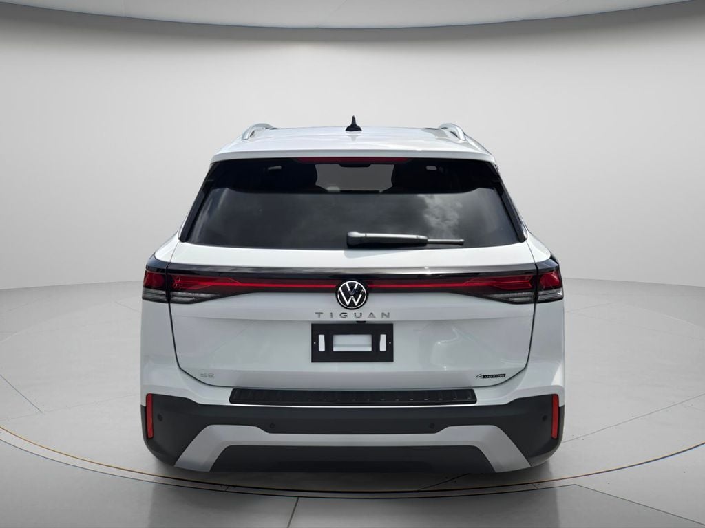 New 2026 Volkswagen Tiguan SE SUV