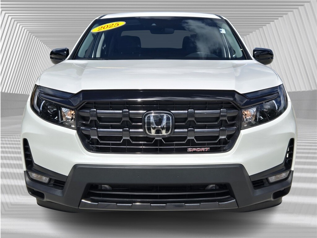 2025 Honda Ridgeline Sport photo 3