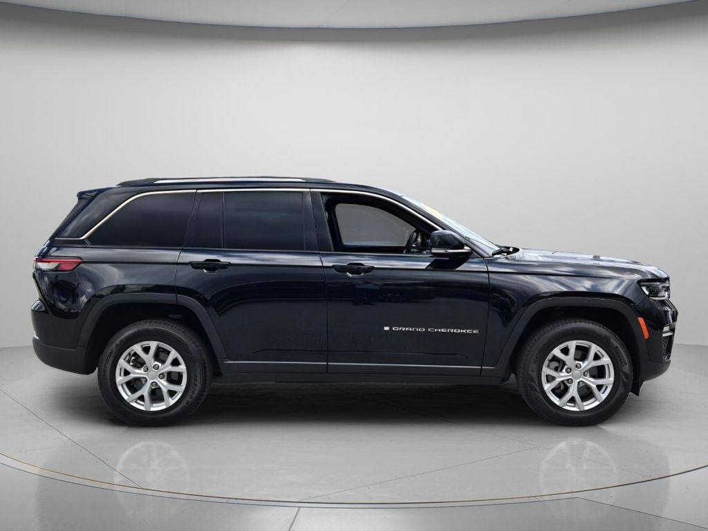 Used 2023 Jeep Grand Cherokee Limited SUV