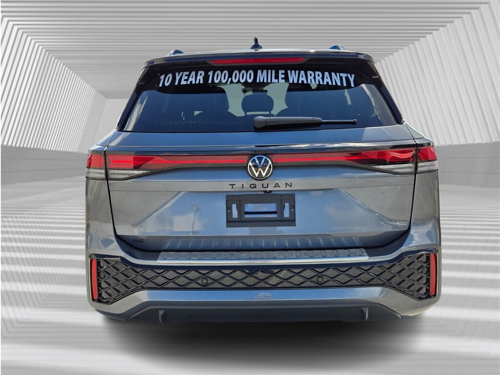 2025 Volkswagen Tiguan SE R-Line Black photo 3