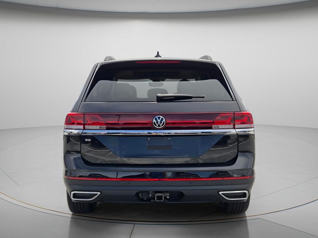 New 2026 Volkswagen Atlas SE w/Technology SUV
