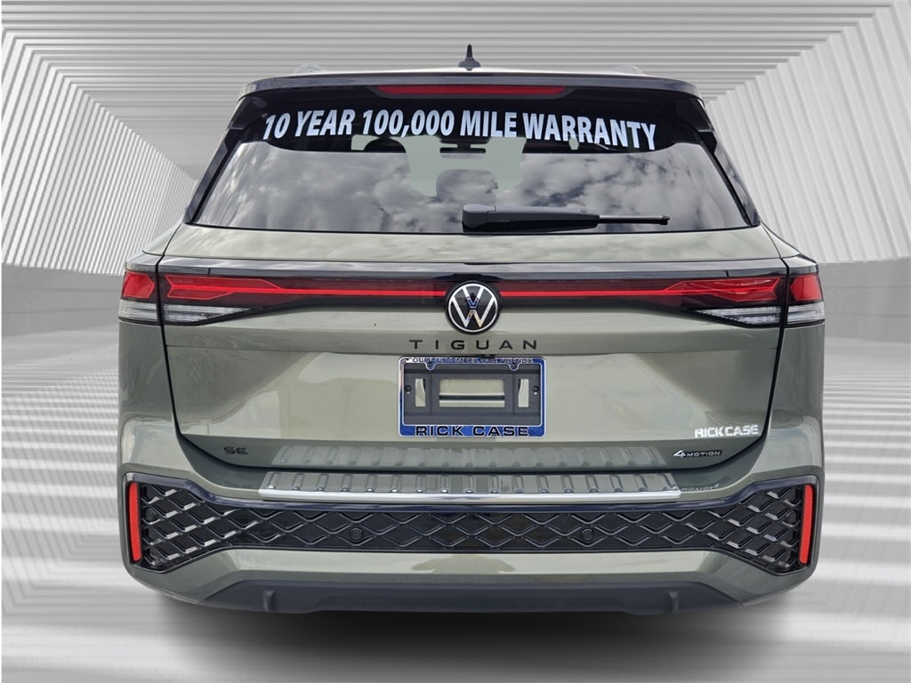 New 2026 Volkswagen Tiguan 2.0T SE R-Line Black SUV
