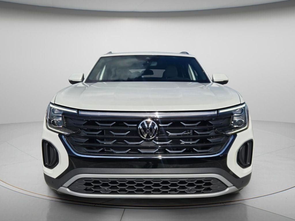 New 2026 Volkswagen Atlas Cross Sport SE w/Technology SUV