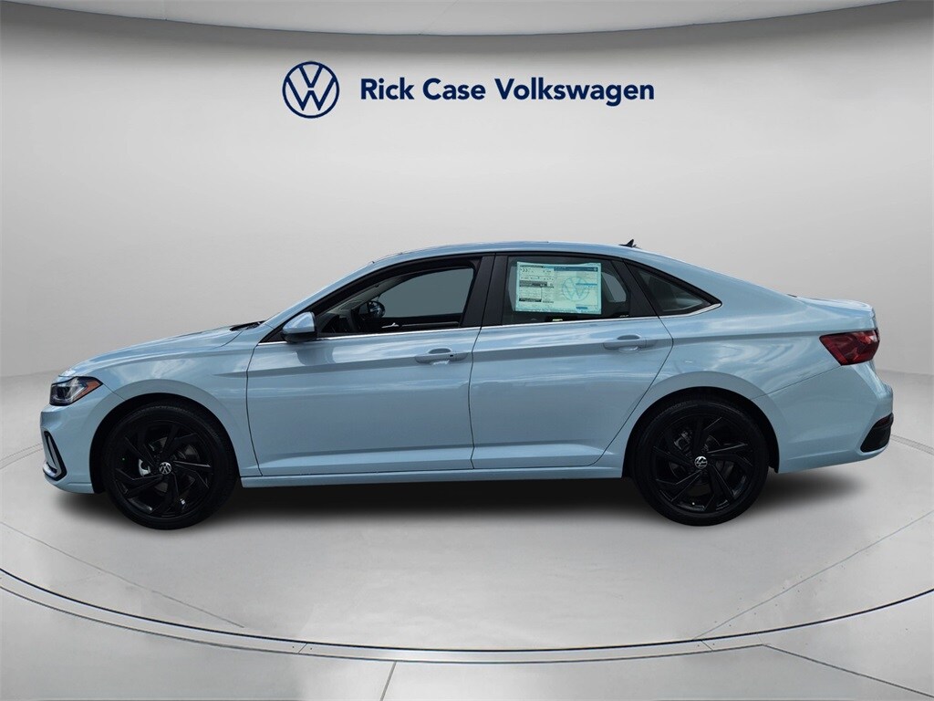 New 2026 Volkswagen Jetta 1.5T SE Sedan