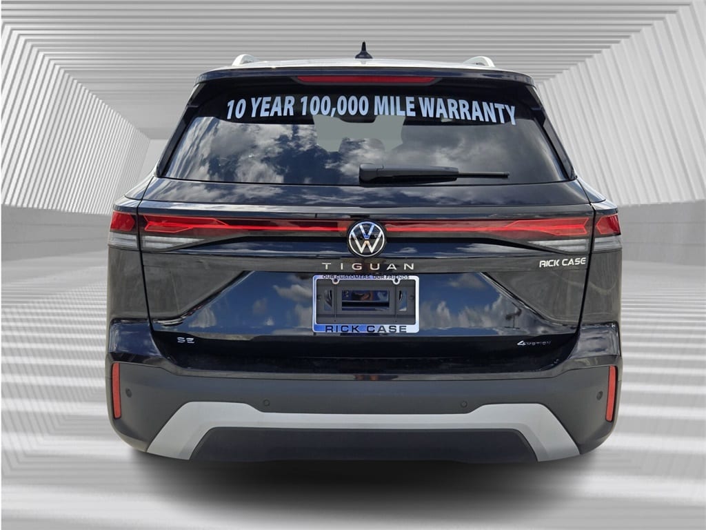New 2025 Volkswagen Tiguan 2.0T SE SUV