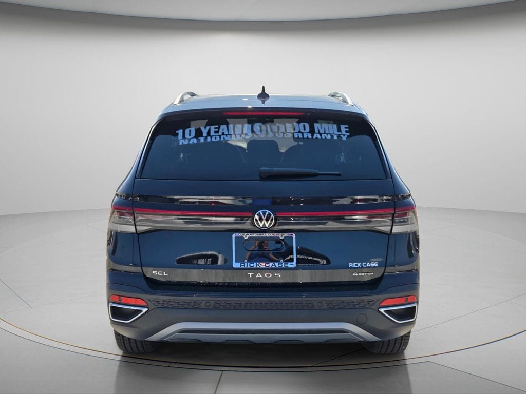 New 2026 Volkswagen Taos 1.5T SEL SUV