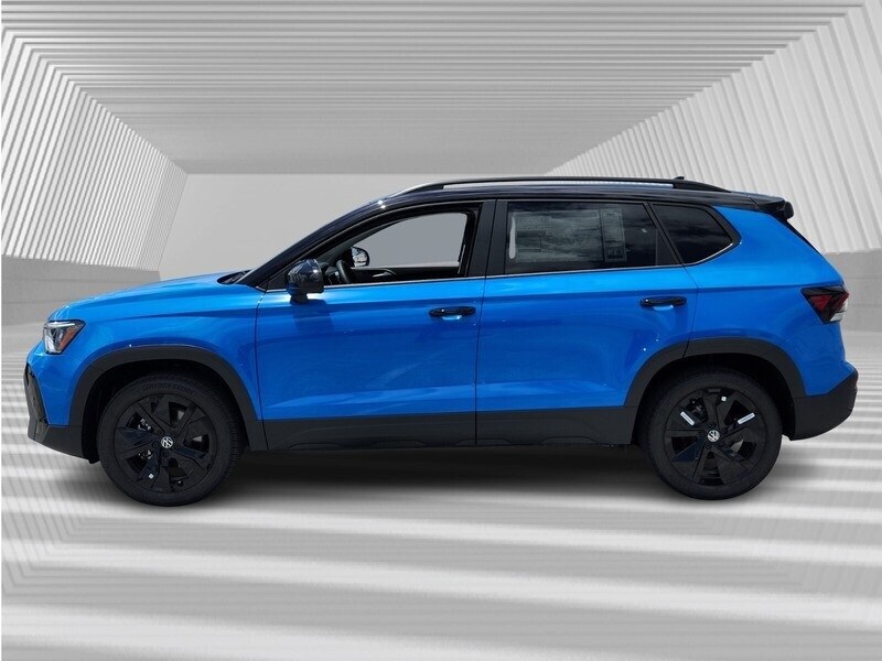 2025 Volkswagen Taos SE photo 2