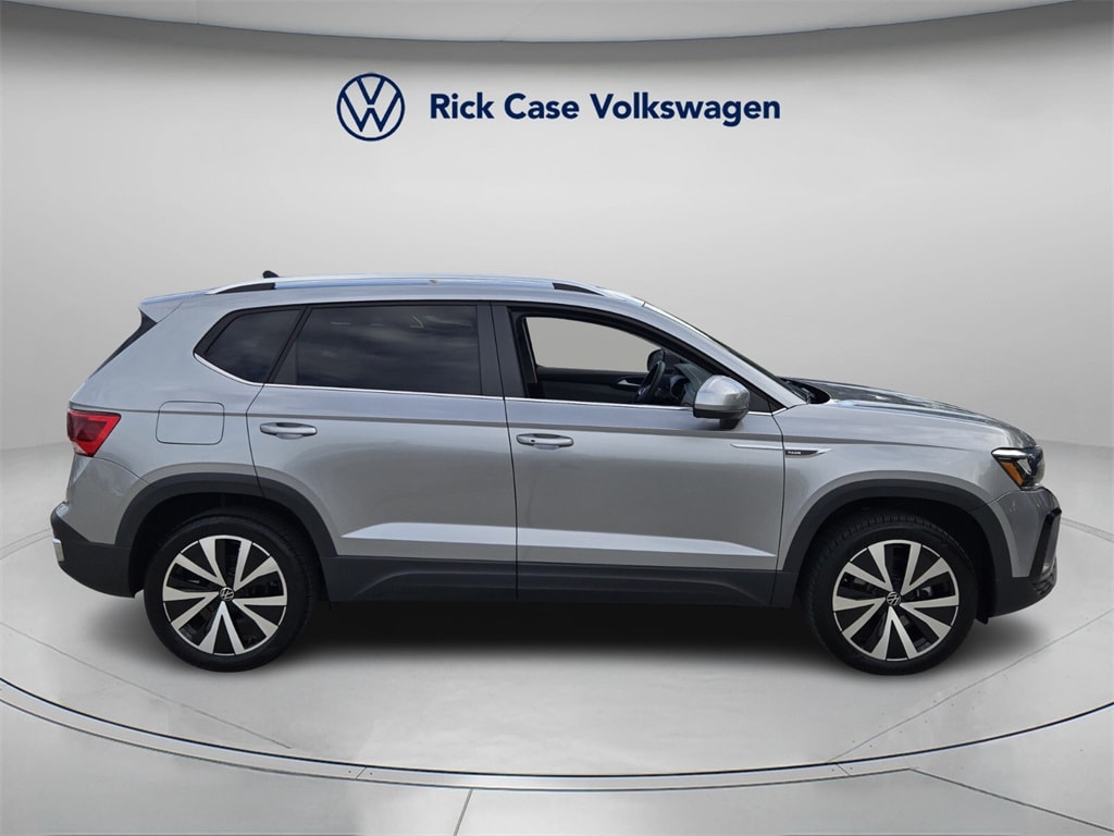 Certified 2022 Volkswagen Taos 1.5T SE SUV
