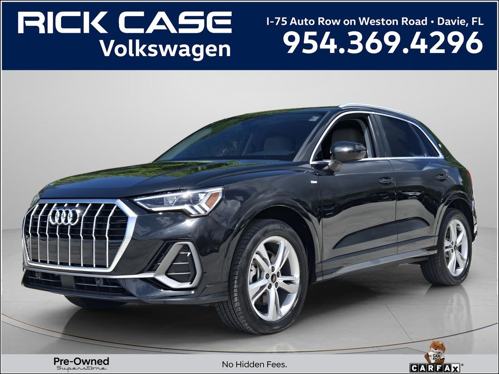 2023 Audi Q3 45 TFSI S Line Premium quattro's photo