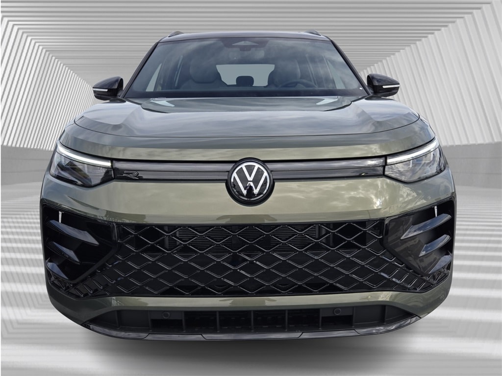 New 2026 Volkswagen Tiguan 2.0T SE R-Line Black SUV