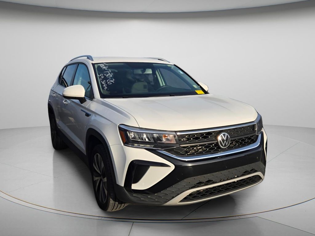 Certified 2022 Volkswagen Taos 1.5T SE SUV