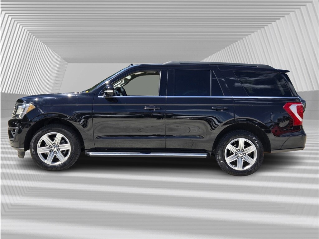 2019 Ford Expedition XLT photo 2