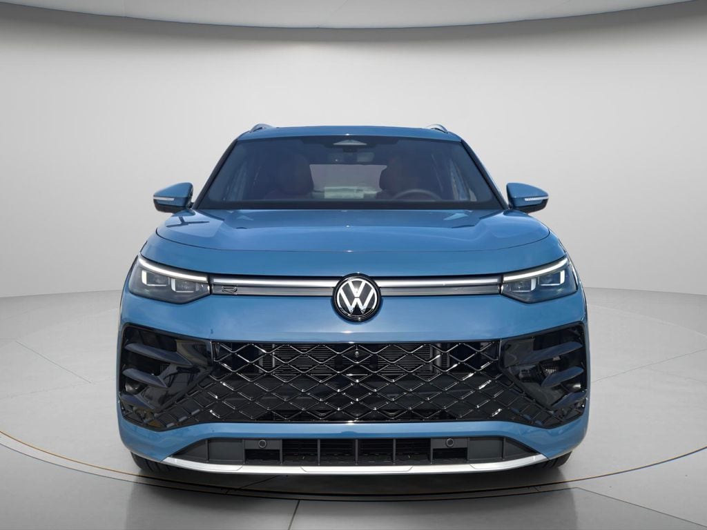New 2026 Volkswagen Tiguan SEL R-Line Turbo SUV