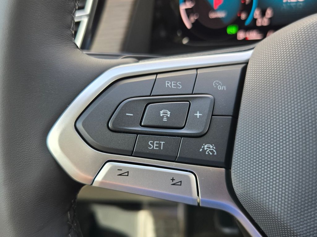 2026 Volkswagen Atlas SEL Premium R-Line - Photo 13