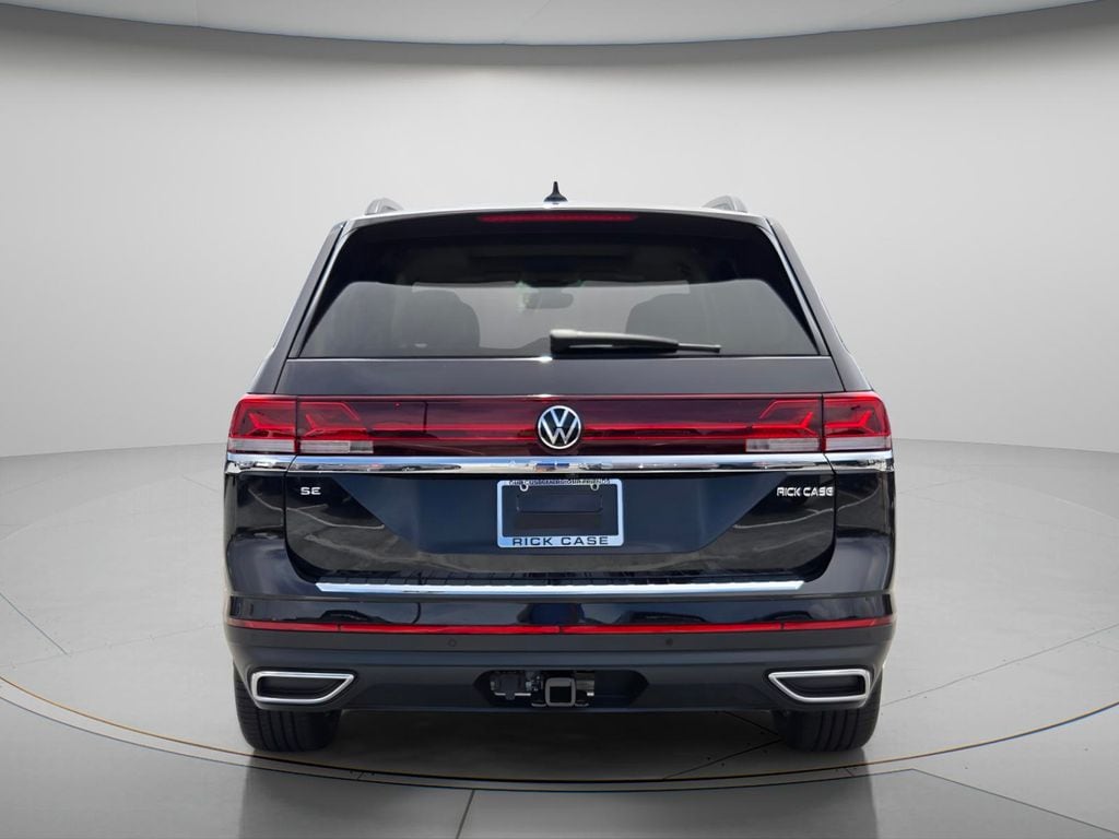 New 2026 Volkswagen Atlas SE w/Technology SUV