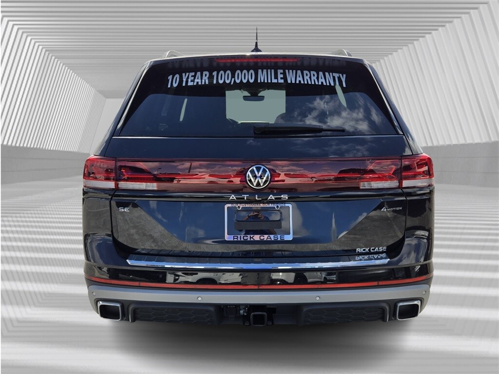 2026 Volkswagen Atlas Peak Edition SE photo 2