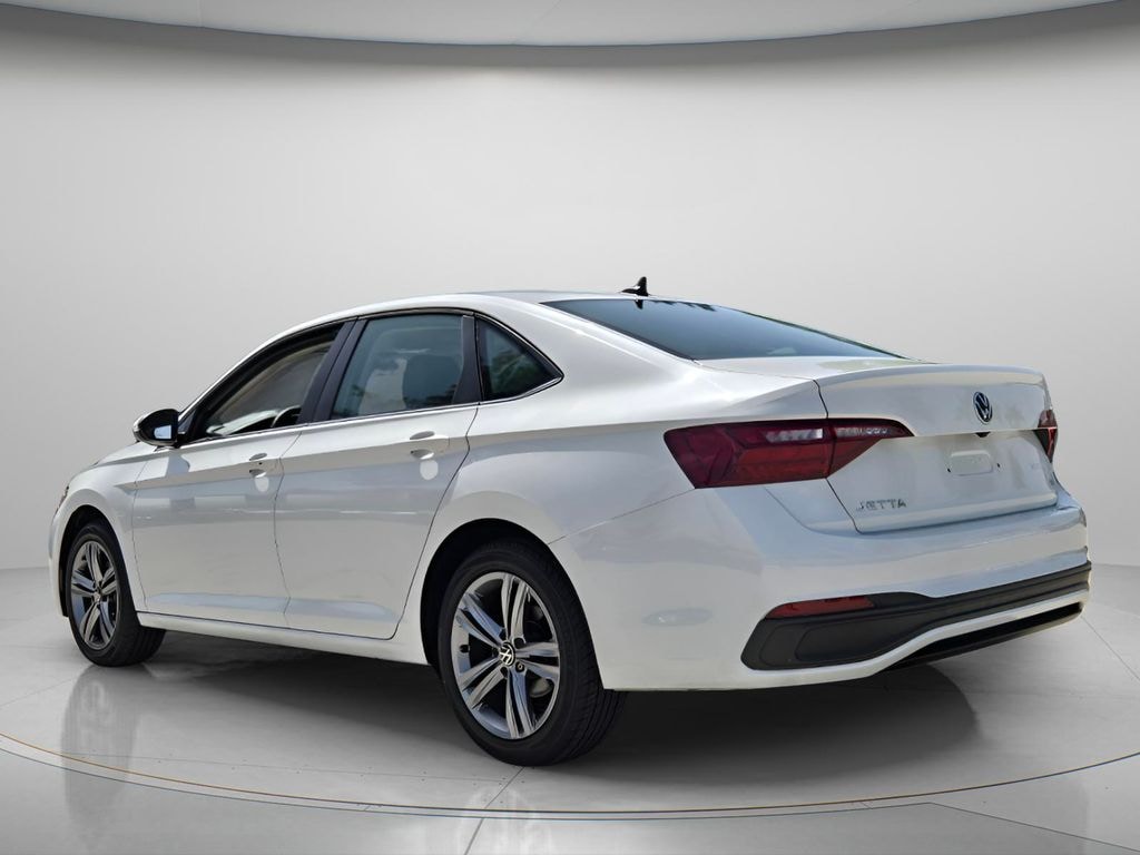 Certified 2023 Volkswagen Jetta 1.5T SE Sedan