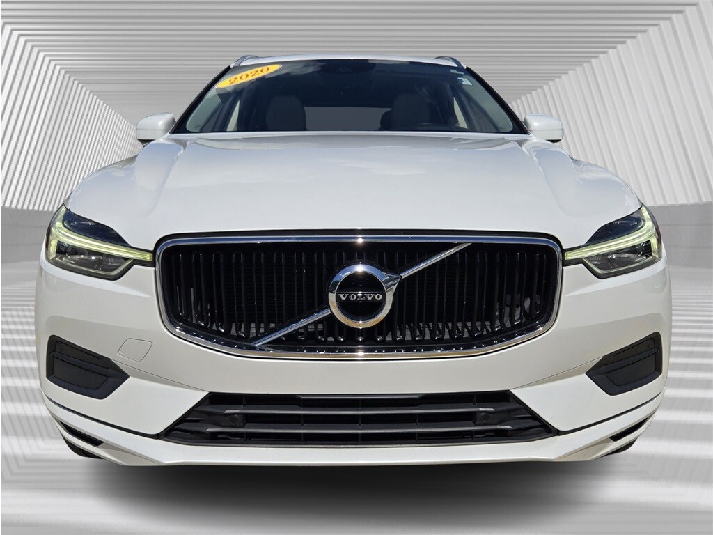 2020 Volvo XC60 T5 Momentum photo 4