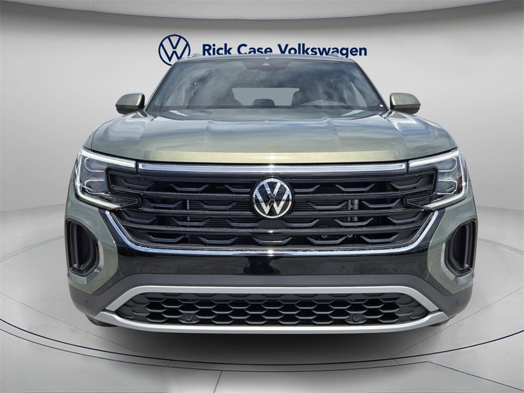 New 2026 Volkswagen Atlas Cross Sport 2.0T SE w/Technology SUV